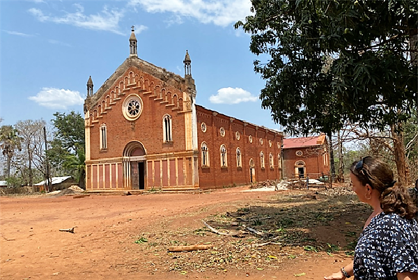 Iglesia de Nuestra Señora de la Salud, Misión Ave María (Comunidad Misionera de San Pablo Apóstol)
